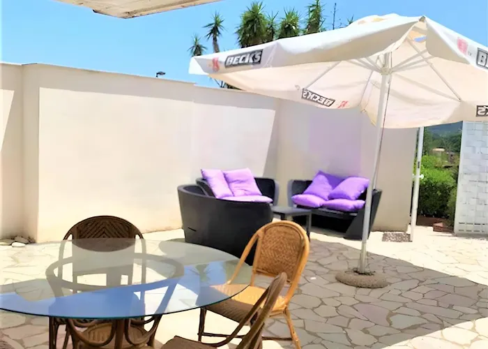 فيلة Casa Giulu- *